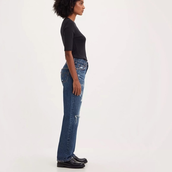 NWT Levi's® Premium
501® ‘90S WOMEN'S JEANS 28X32 - Picture 3 of 17